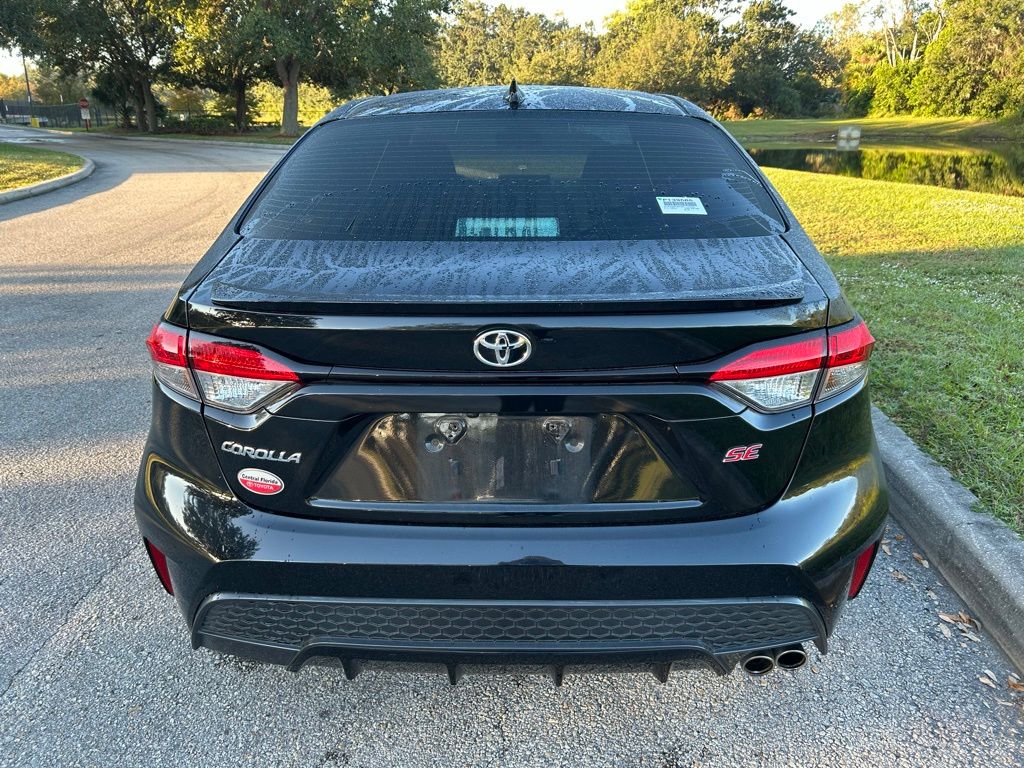 Thumbnail: 2022 Toyota Corolla - 4