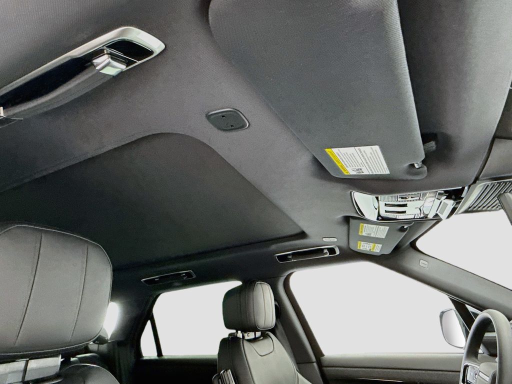 Thumbnail: 2026 Land Rover Range Rover Sport - 17