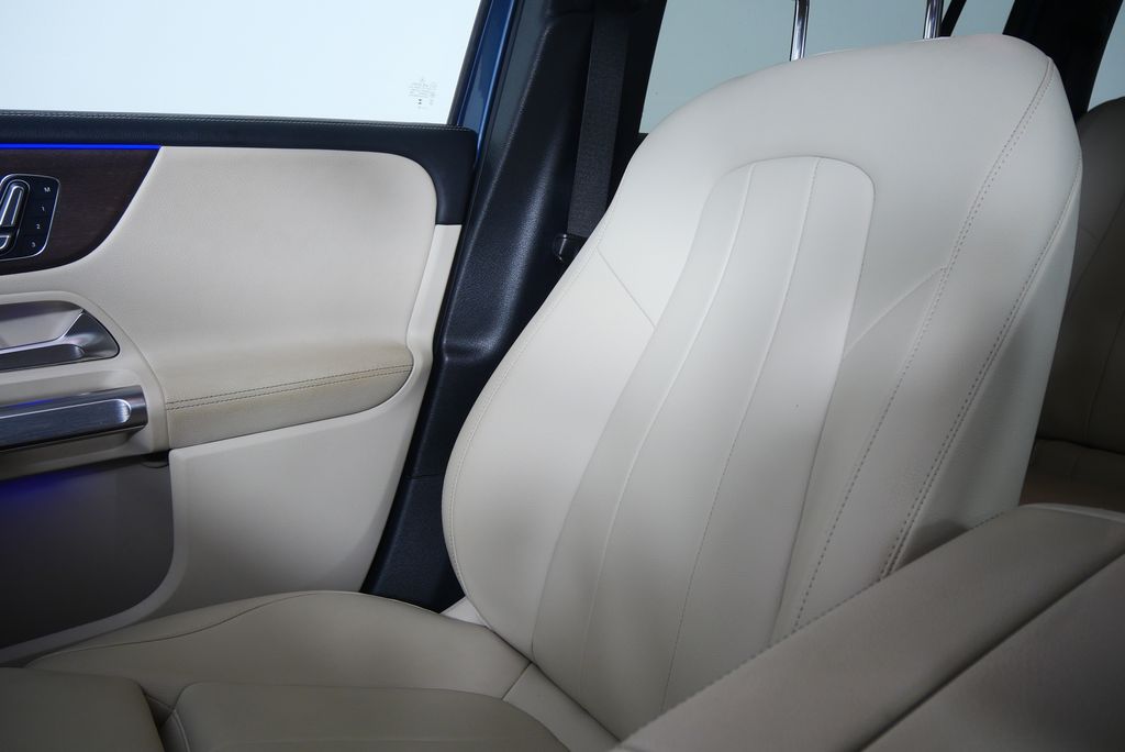 Thumbnail: 2023 Mercedes-Benz GLB - 27