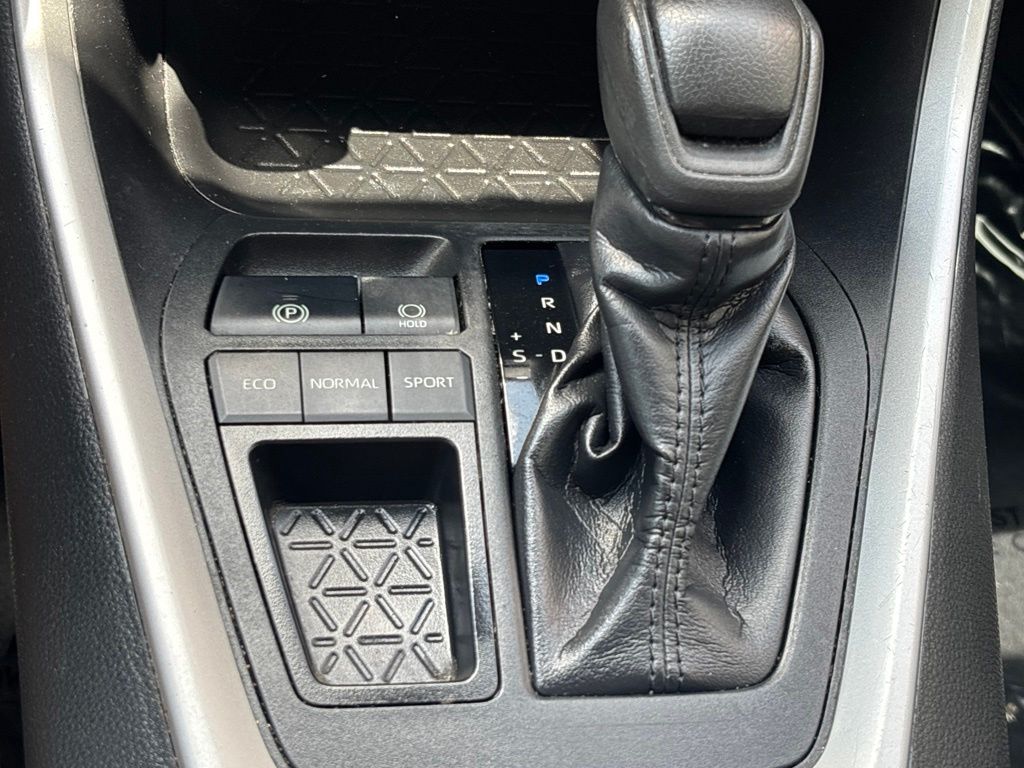 Used 2021 Toyota RAV4 SUV