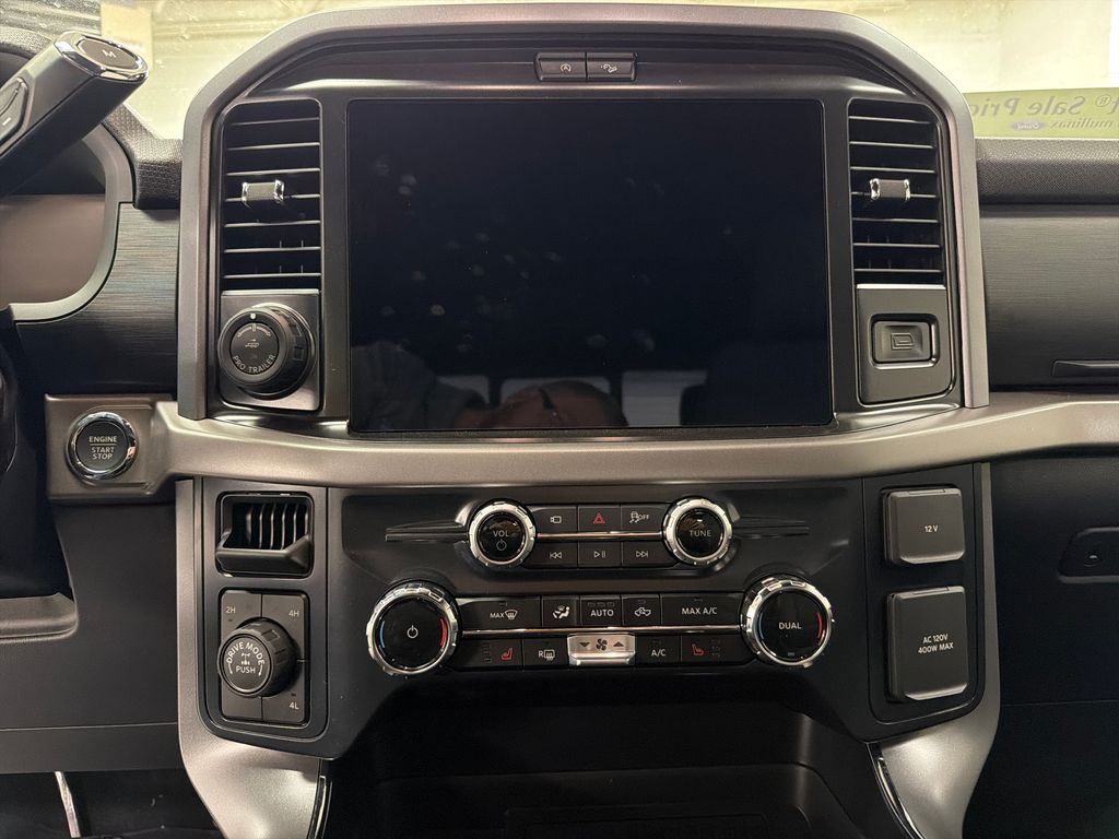 New 2026 Blue Ford XLT image 21