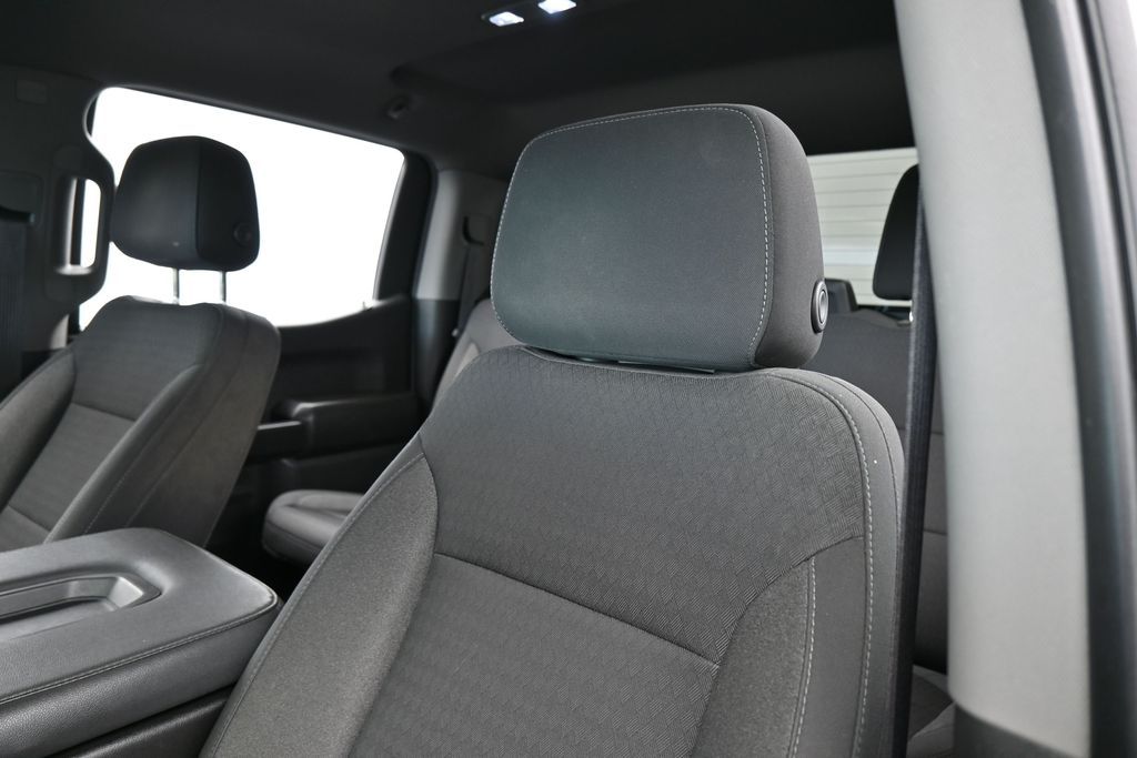 Used 2022 Summit White Chevrolet Custom image 16