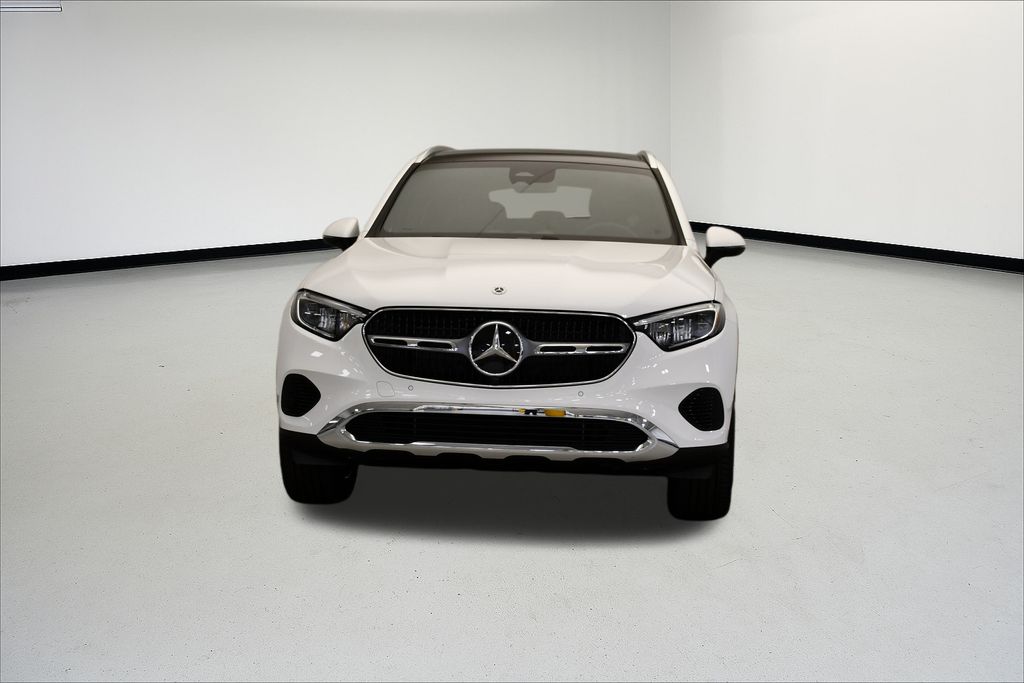 Thumbnail: 2026 Mercedes-Benz GLC - 8