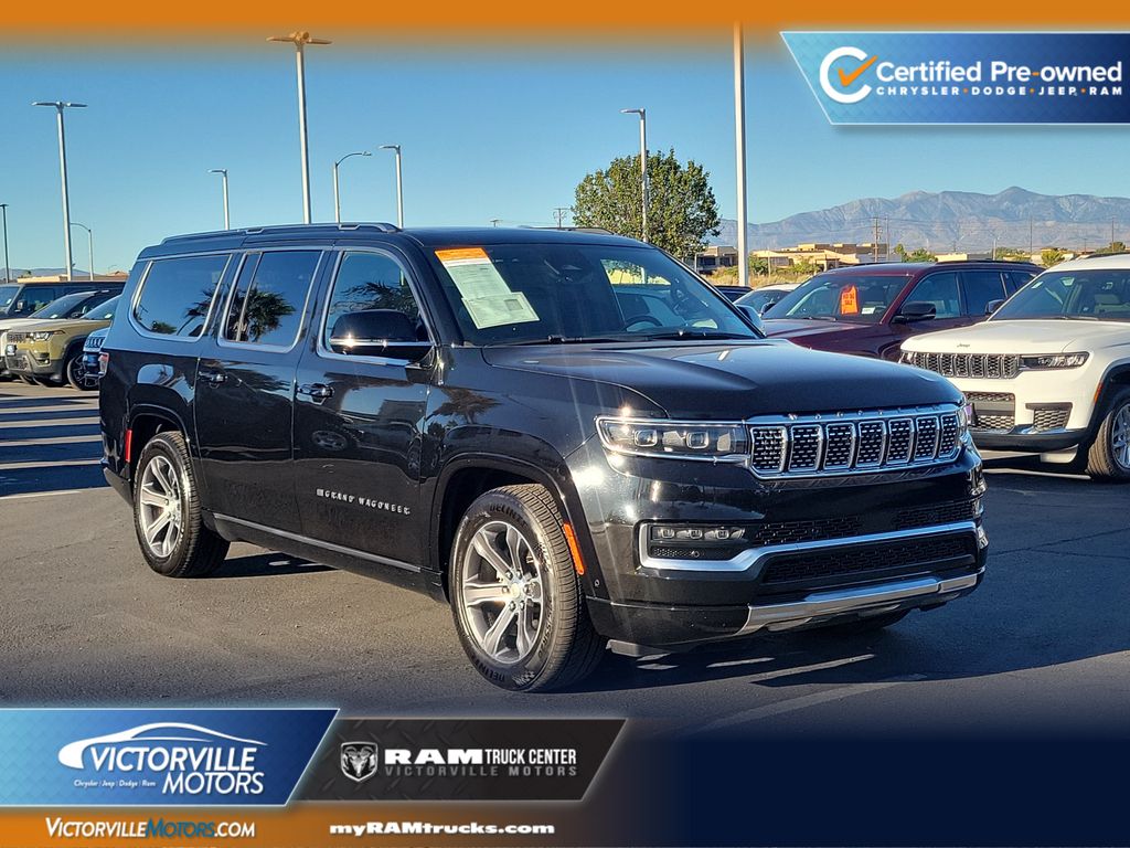 Diamond Black Crystal Pearlcoat 2024 Jeep Grand Wagoneer L SUV / Crossover Four-Wheel Drive 8-Speed Automatic