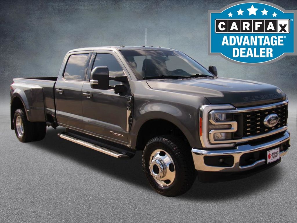 2023 Ford F-350SD Lariat