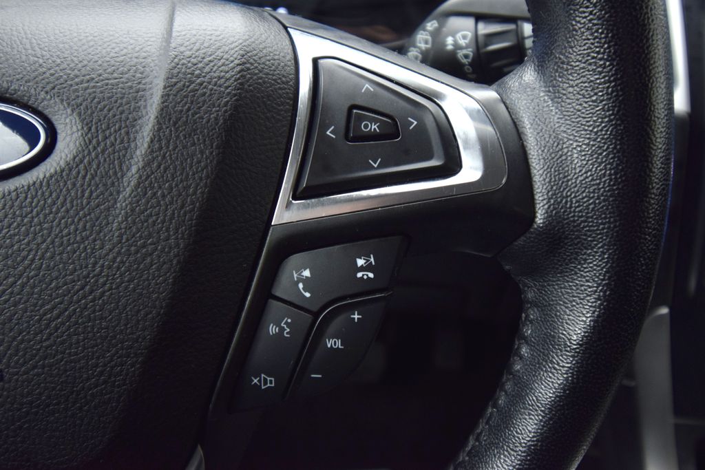 used 2023 Ford Edge car, priced at $20,095