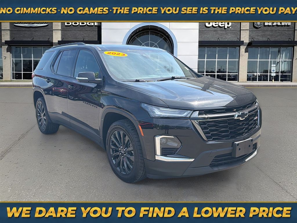 2023 Chevrolet Traverse RS FWD