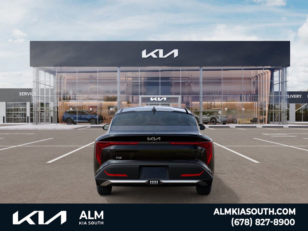 2025 Kia K4 LXS photo 2