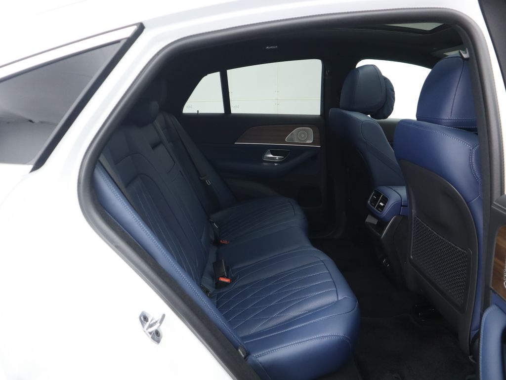 Thumbnail: 2026 Mercedes-Benz GLE - 24