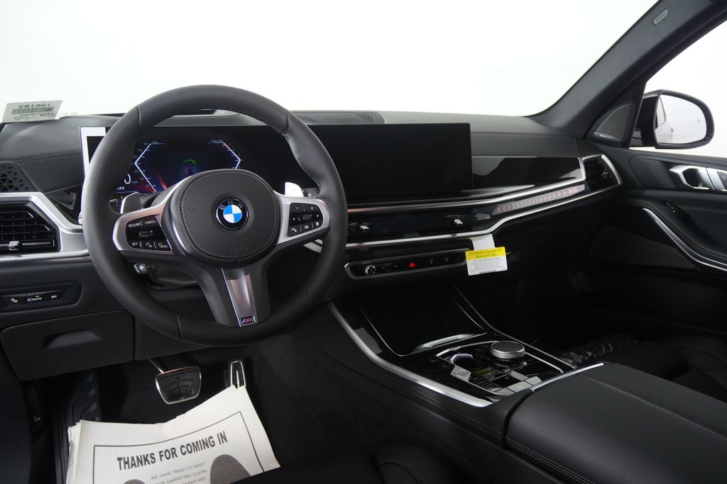 Thumbnail: 2026 BMW X5 - 17