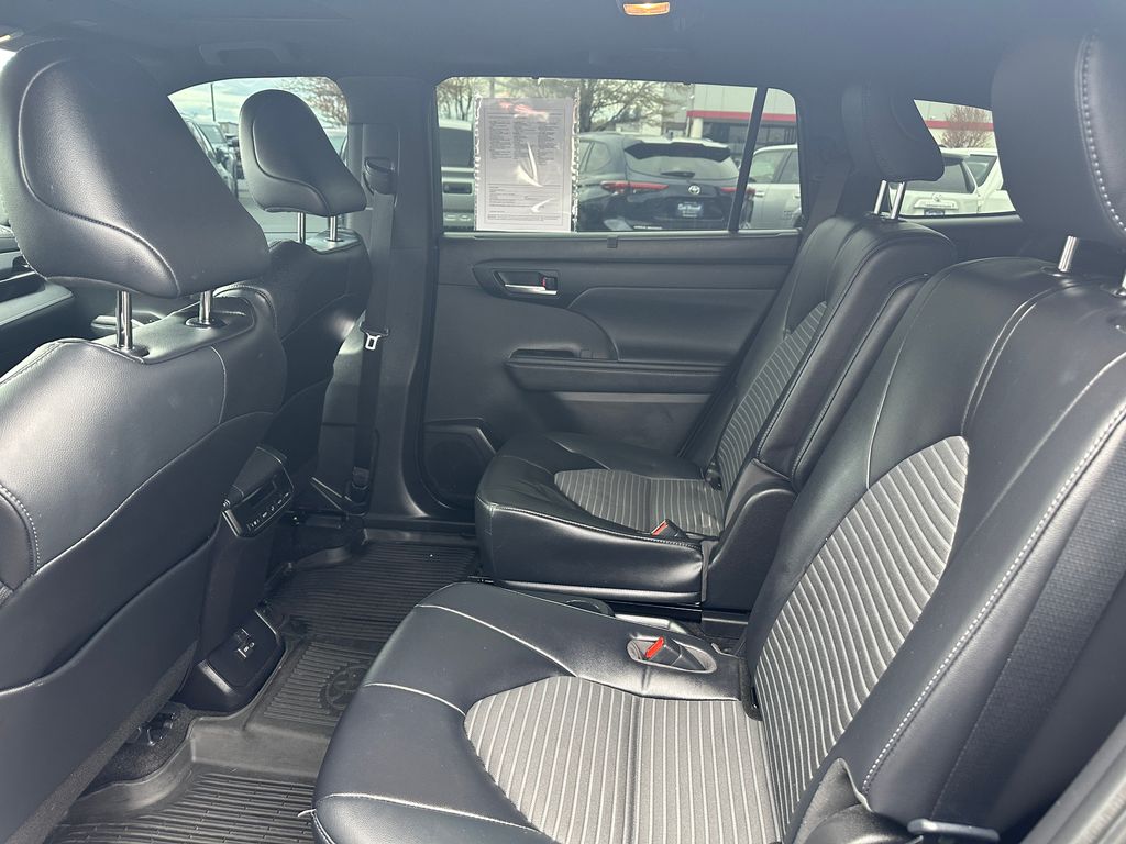 2023 Toyota Highlander XSE