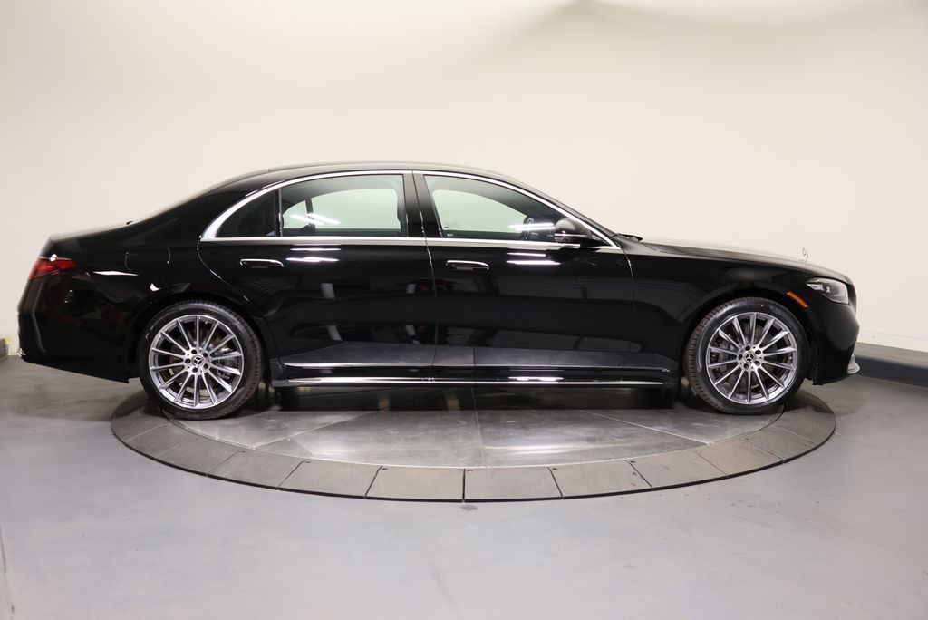 Thumbnail: 2026 Mercedes-Benz S-Class - 8