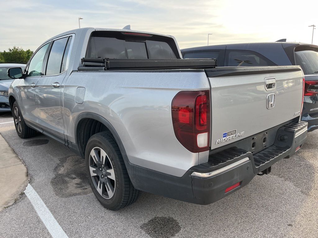 Thumbnail: 2017 Honda Ridgeline - 4