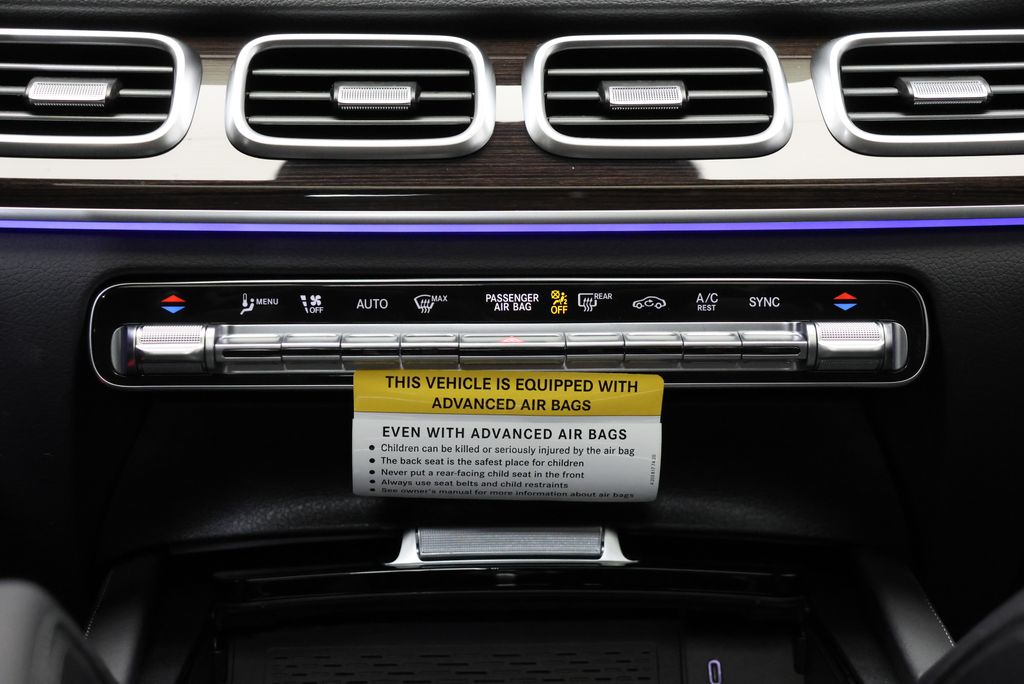 Thumbnail: 2026 Mercedes-Benz GLE - 27