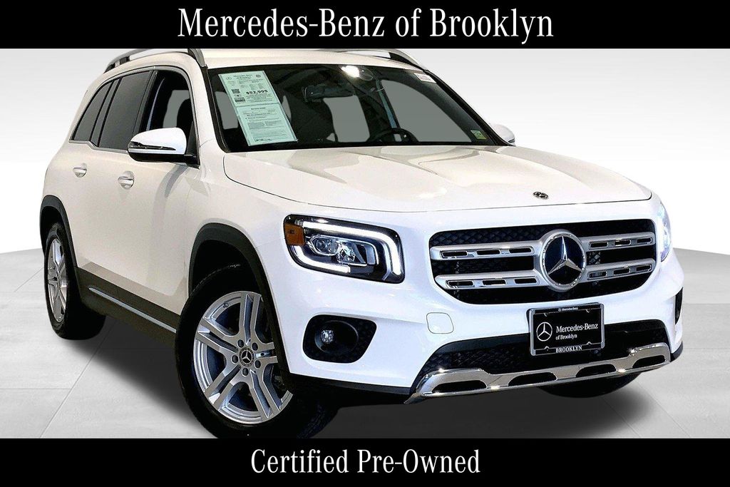 Polar White 2021 Mercedes-Benz GLB 250 4MATIC SUV / Crossover All-Wheel Drive 8-Speed Automatic