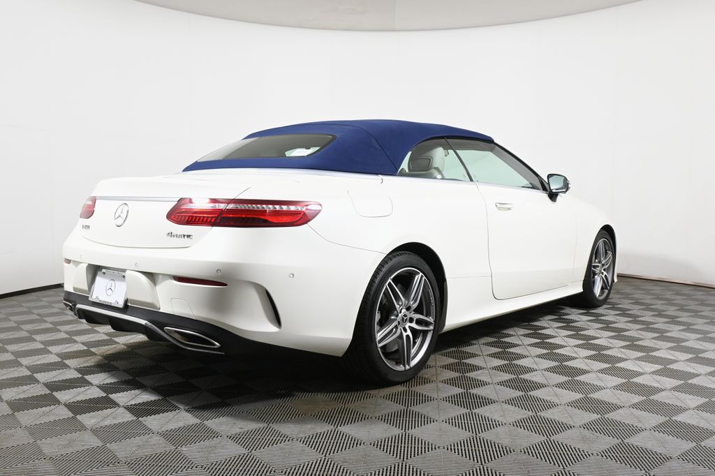 Thumbnail: 2020 Mercedes-Benz E-Class - 8