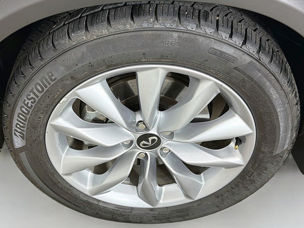 Used 2020 Blue INFINITI LUXE image 19