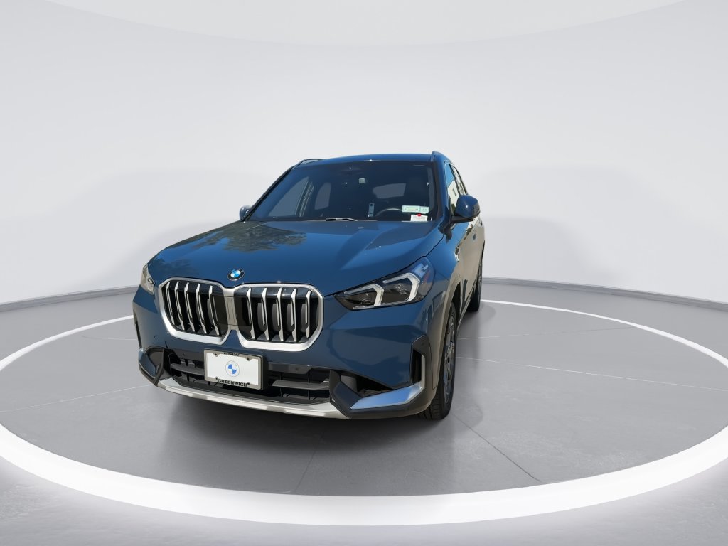 Thumbnail: 2026 BMW X1 - 3