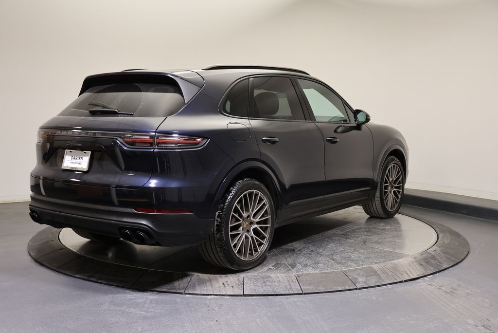 Thumbnail: 2023 Porsche Cayenne - 5