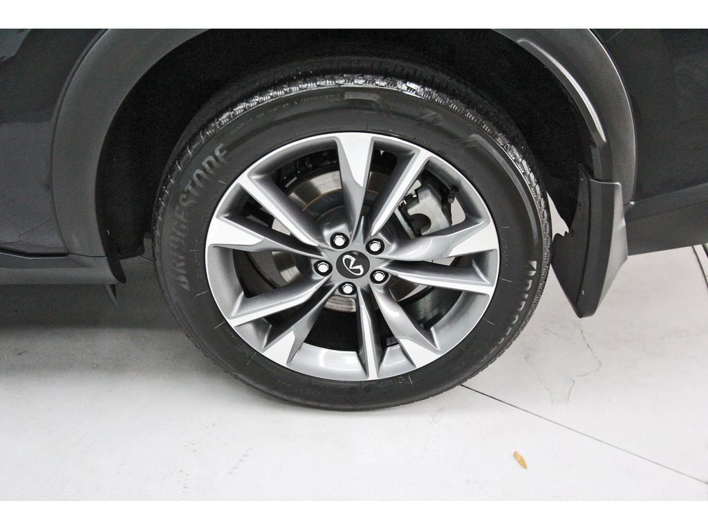 2024 INFINITI QX60 LUXE Black at Central Houston Nissan
