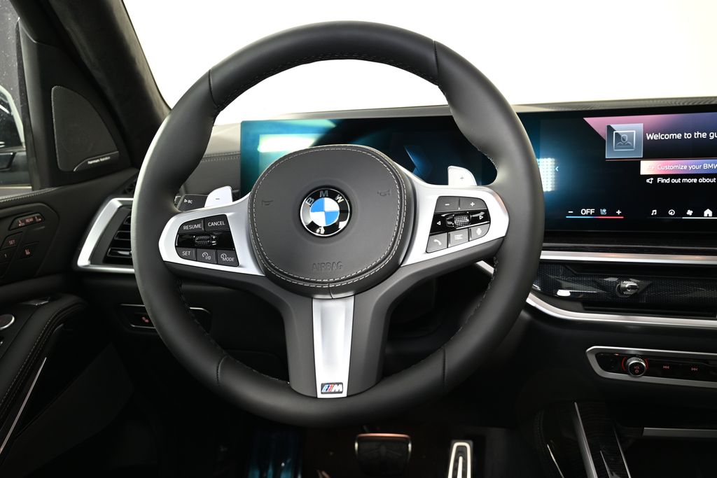 2025 BMW X7 xDrive40i 17