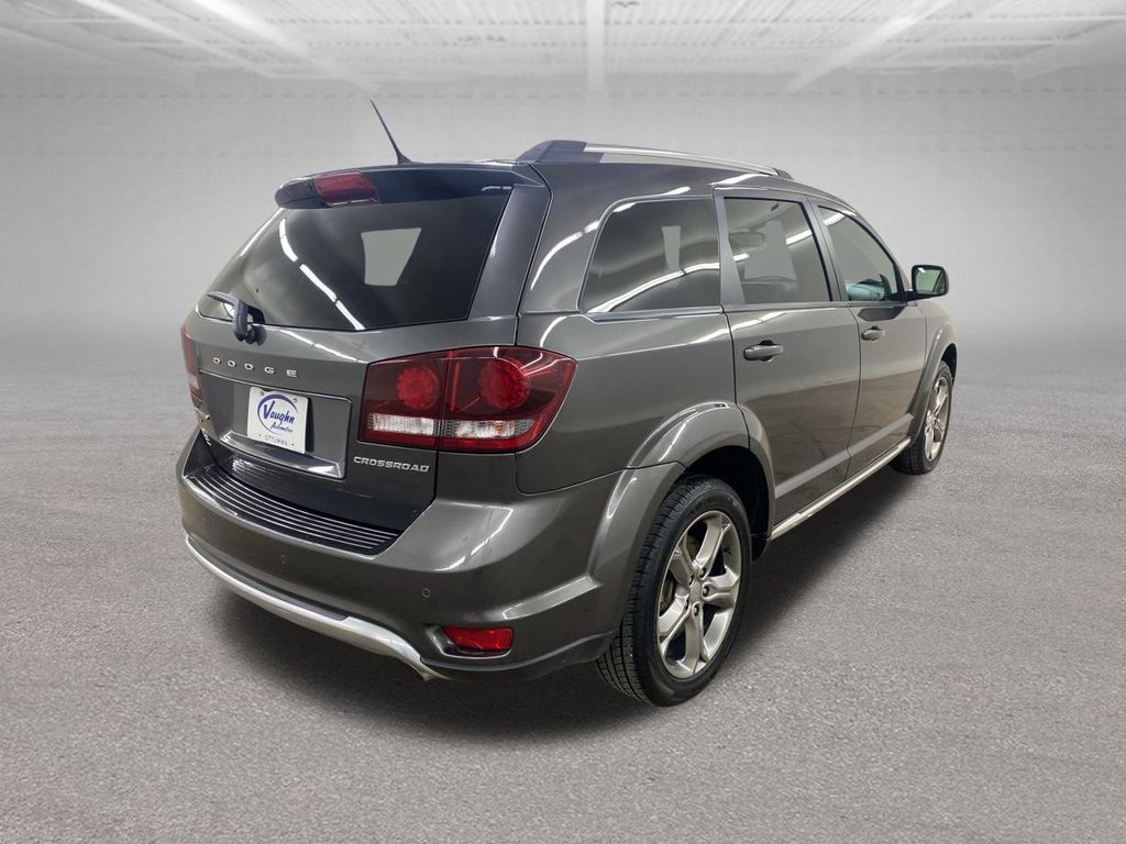 2017 Dodge Journey Crossroad photo