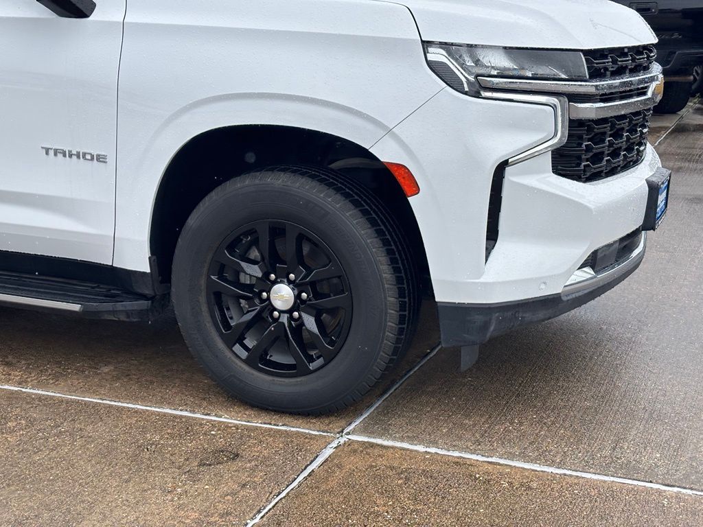 2022 Chevrolet Tahoe LS - 2