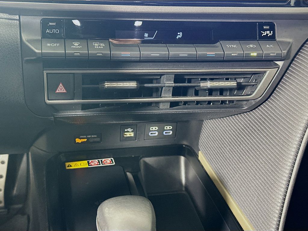 Thumbnail: 2025 Toyota Camry - 16