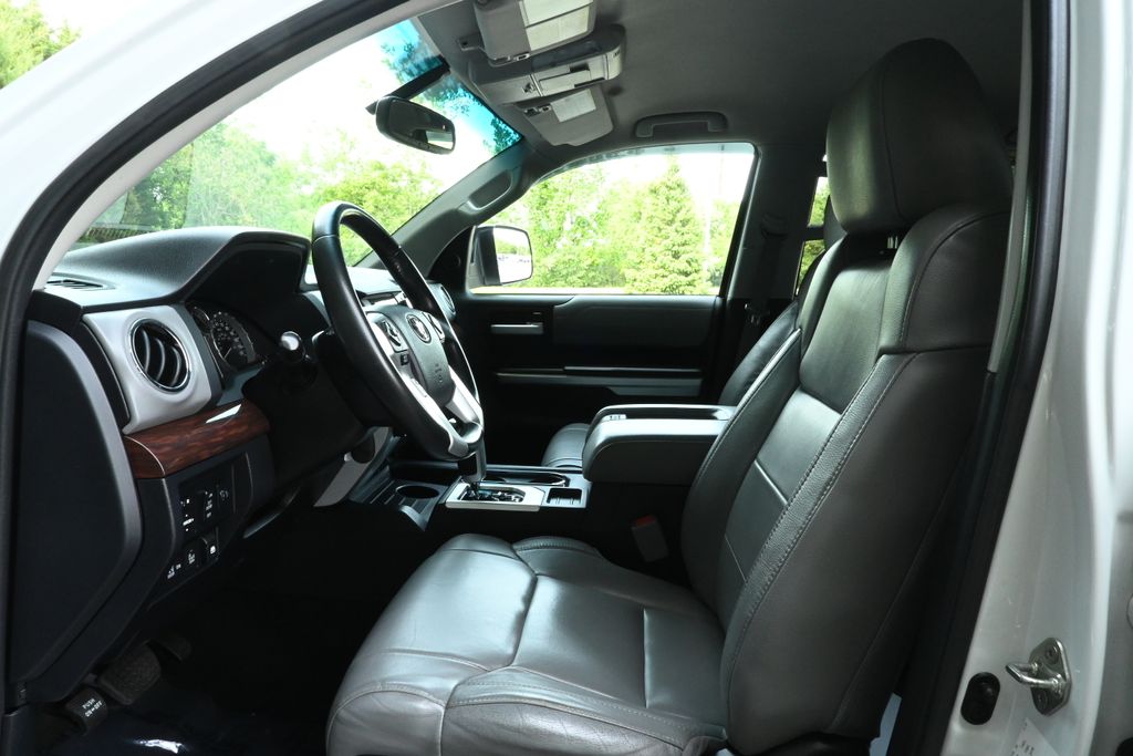 2017 Toyota Tundra Limited 3
