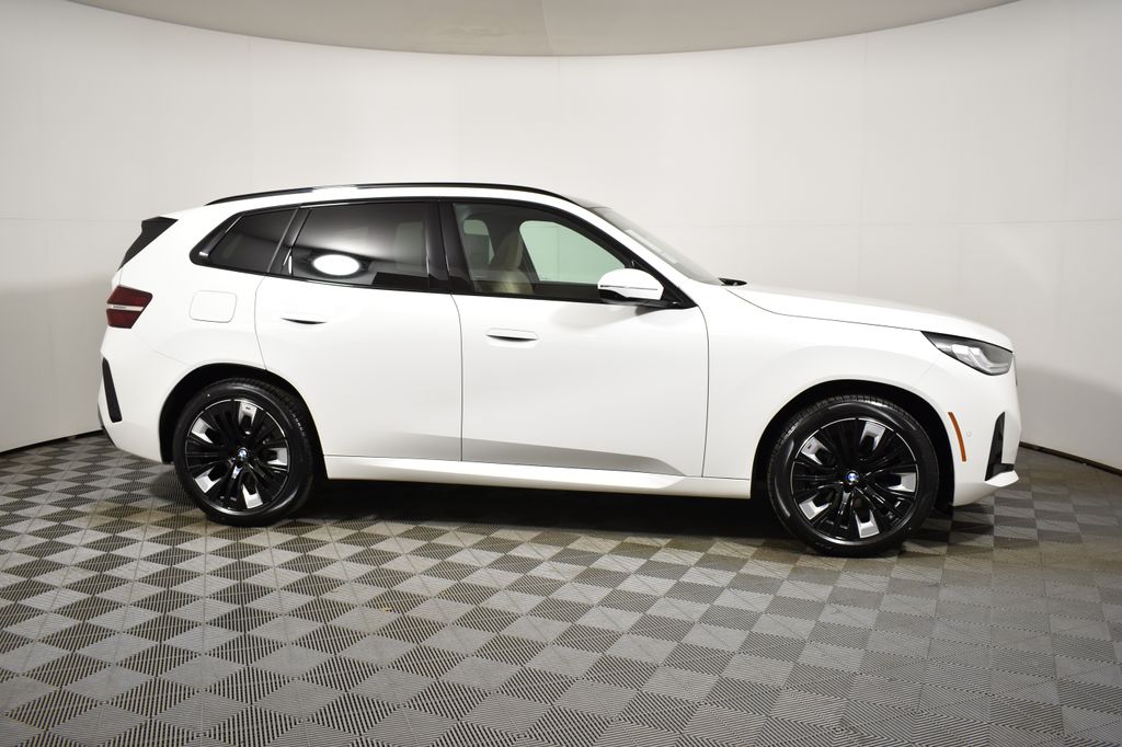 Thumbnail: 2026 BMW X3 - 8