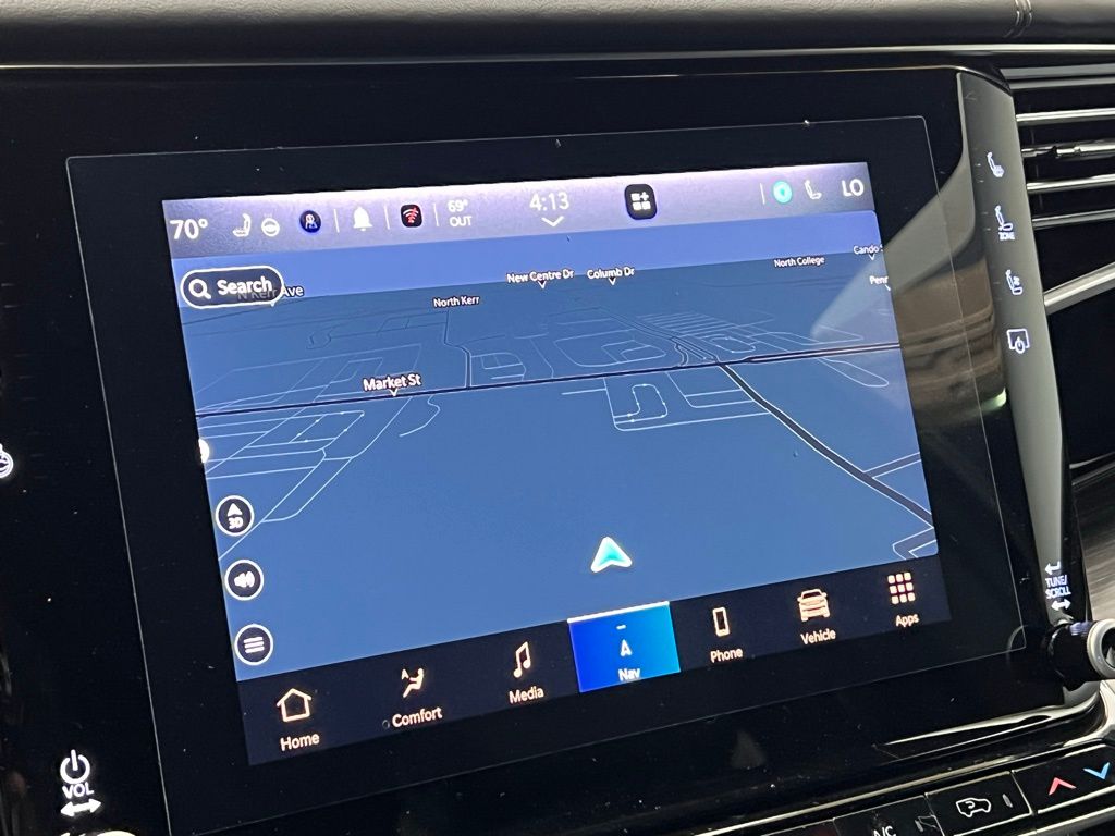 Thumbnail: 2023 Jeep Wagoneer - 14