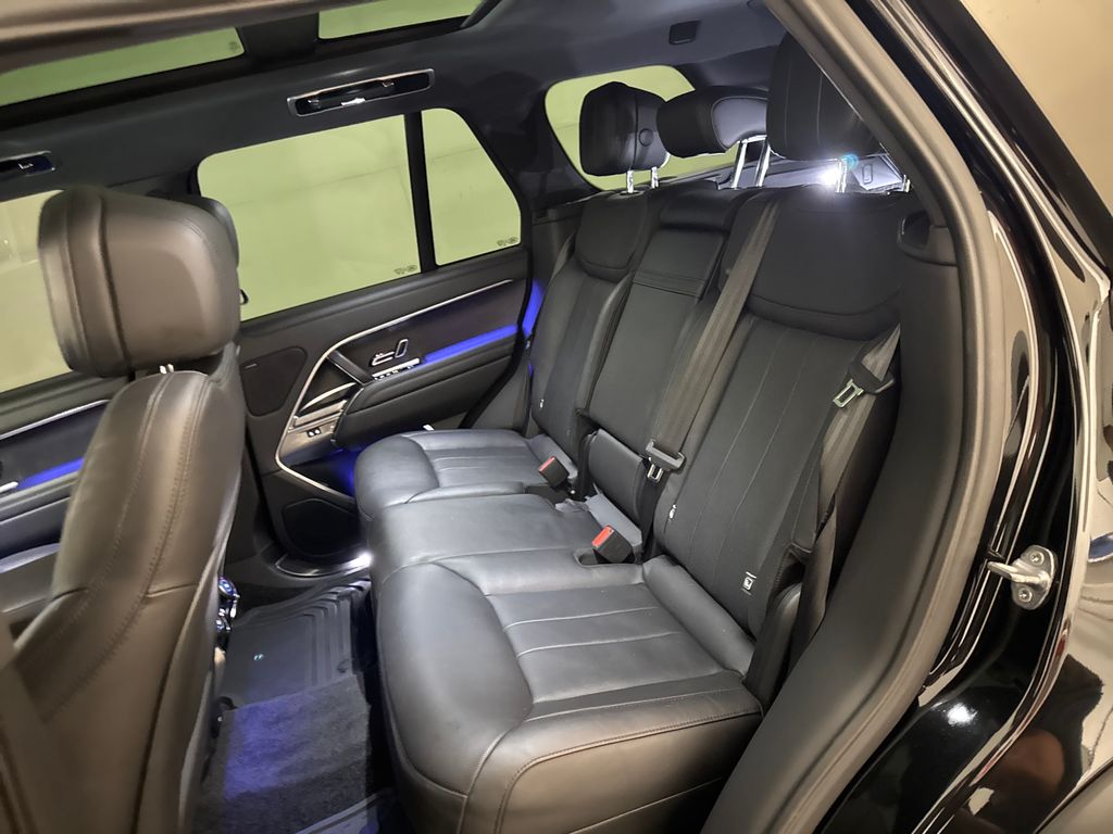 Used 2023 Black Land Rover SE image 25