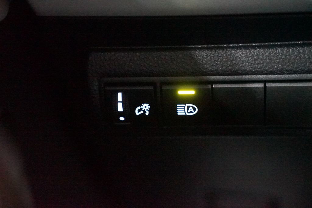 Thumbnail: 2024 Toyota Corolla - 24