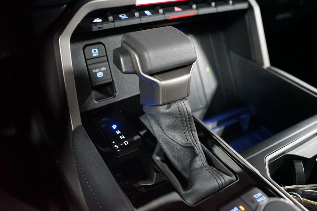 Thumbnail: 2024 Toyota Tundra - 23