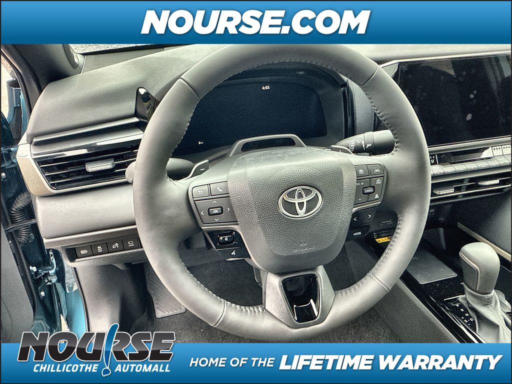 2025 Toyota Camry  photo