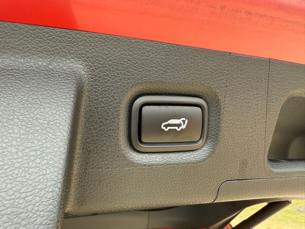 Thumbnail: 2019 Hyundai Santa Fe - 27