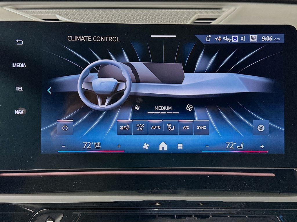 Thumbnail: 2026 BMW X1 - 14