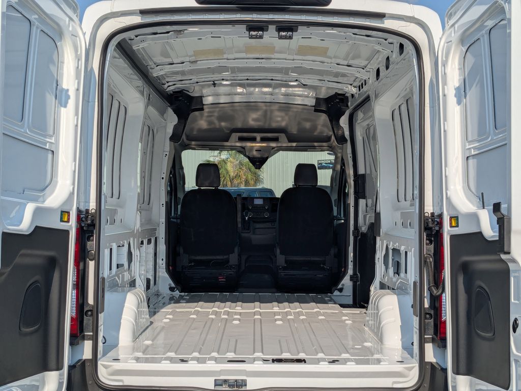 2025 Ford Transit-250 Cargo Van 