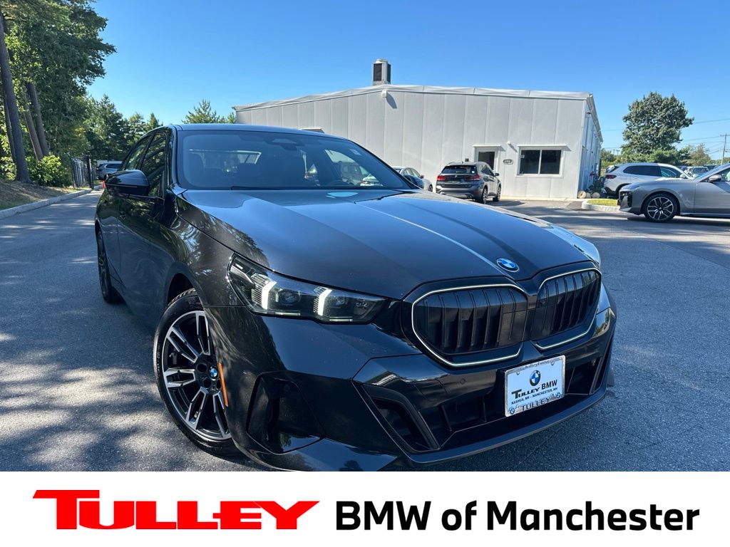 Black Sapphire Metallic 2024 BMW 5 Series Sedan All-Wheel Drive 8-Speed Automatic