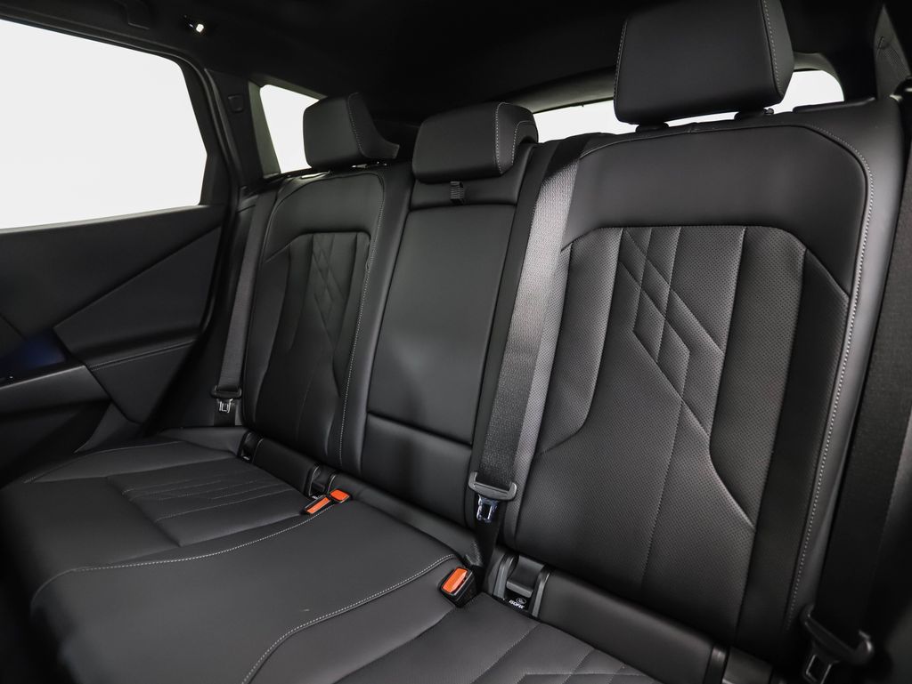 Thumbnail: 2025 BMW X3 - 22