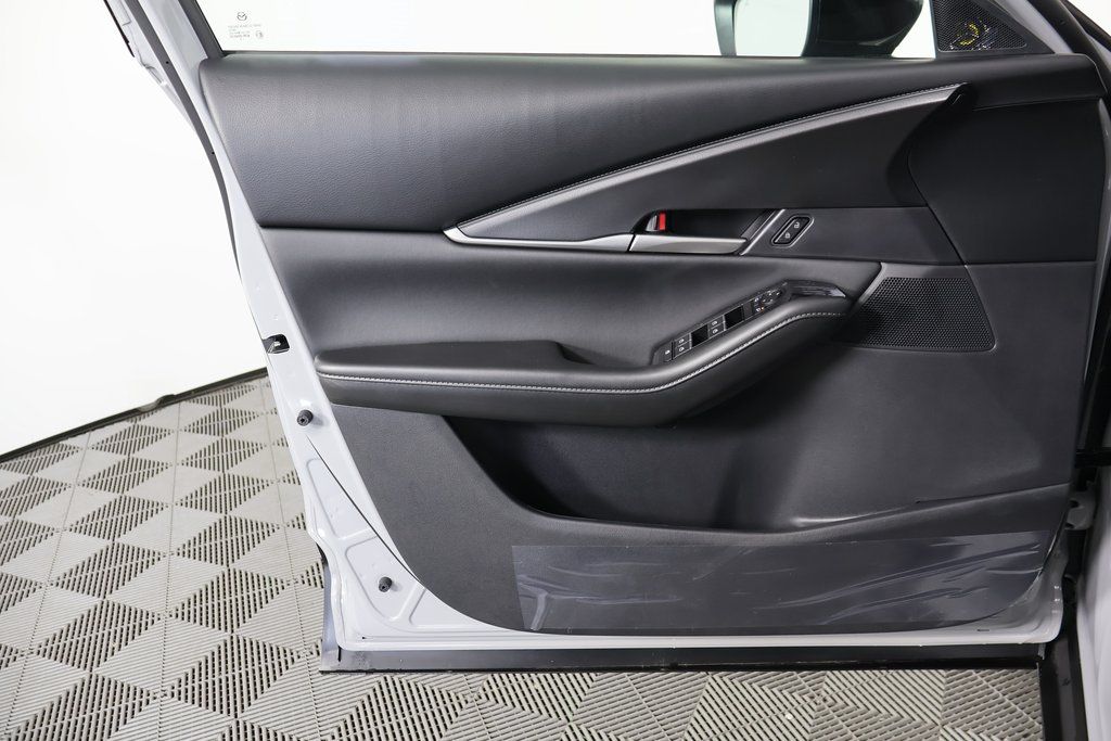 Thumbnail: 2025 Mazda CX-30 - 7