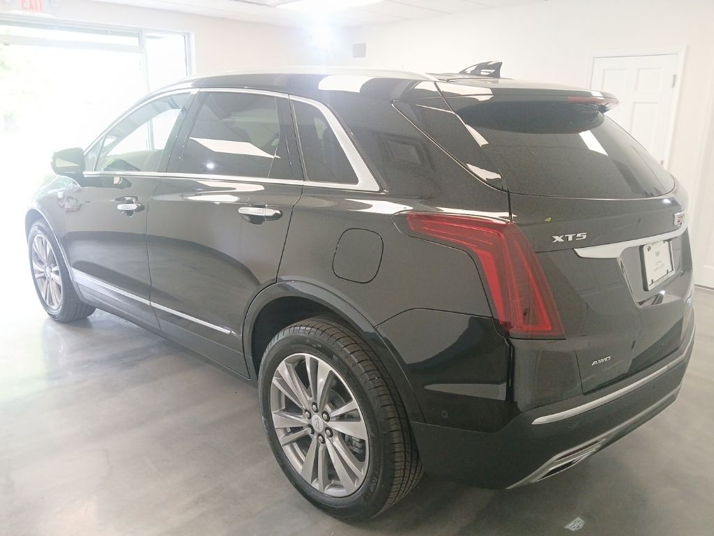used 2025 Cadillac XT5 car, priced at $49,450