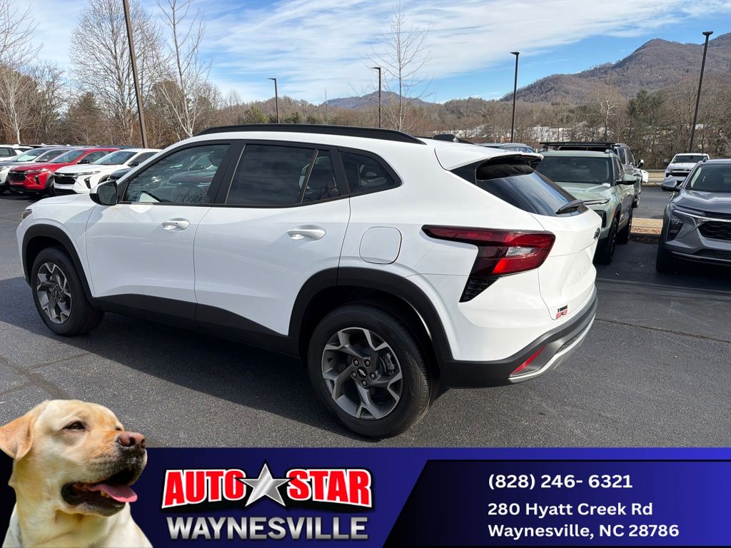 new 2025 Chevrolet Trax car, priced at $24,465