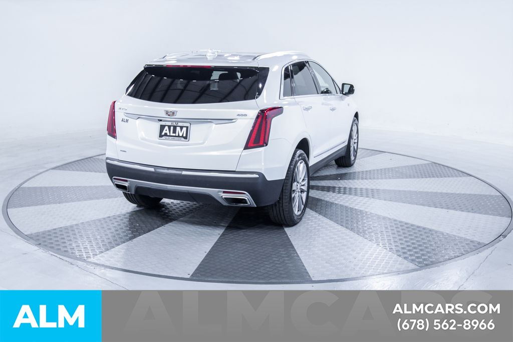 Used 2024 White Cadillac Premium Luxury image 9
