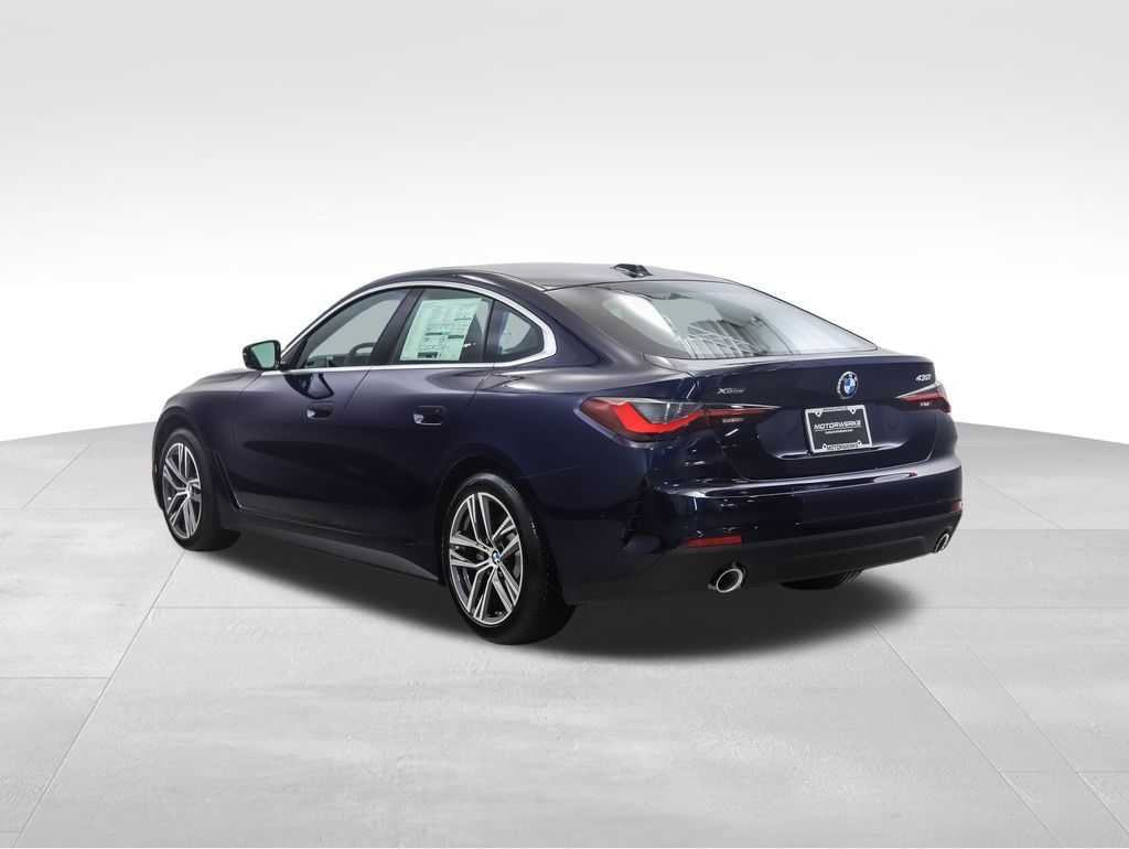 Thumbnail: 2026 BMW 4 Series - 3