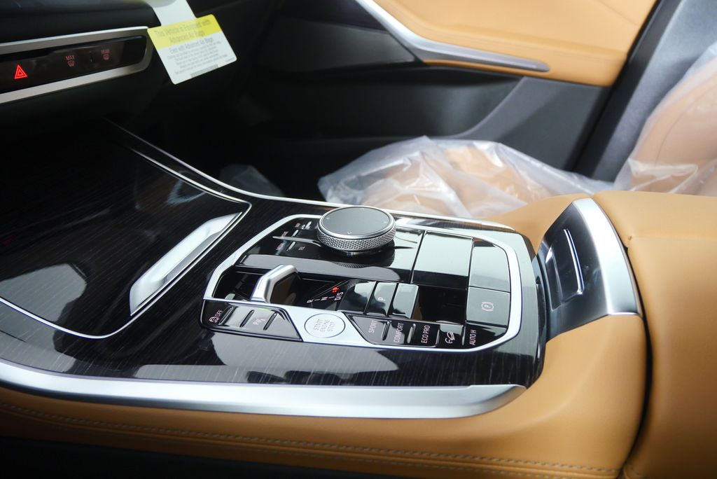 Thumbnail: 2026 BMW X5 - 24