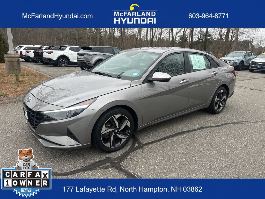 2023 Hyundai Elantra SEL FWD