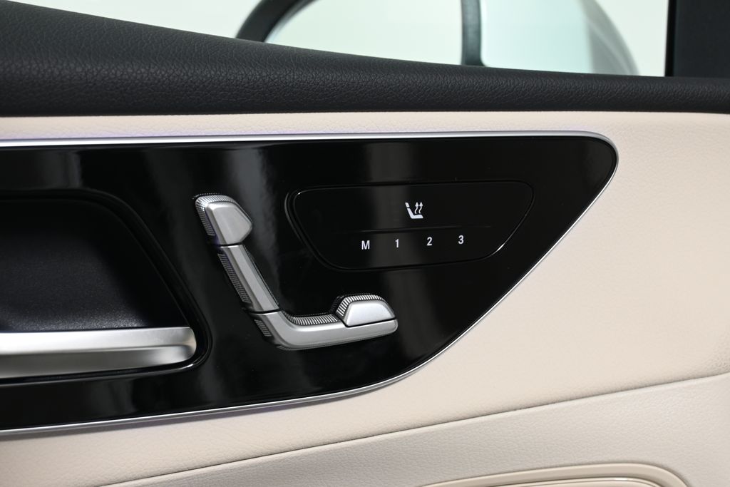 Thumbnail: 2026 Mercedes-Benz GLC - 24