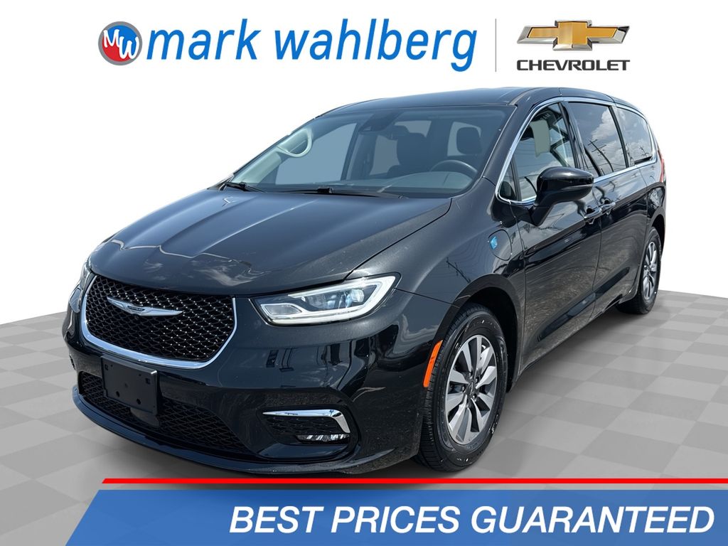  2023 Chrysler Pacifica Hybrid Touring L FWD   