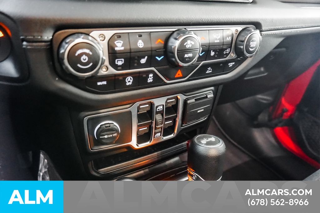 Used 2025 Red Jeep Sahara image 37